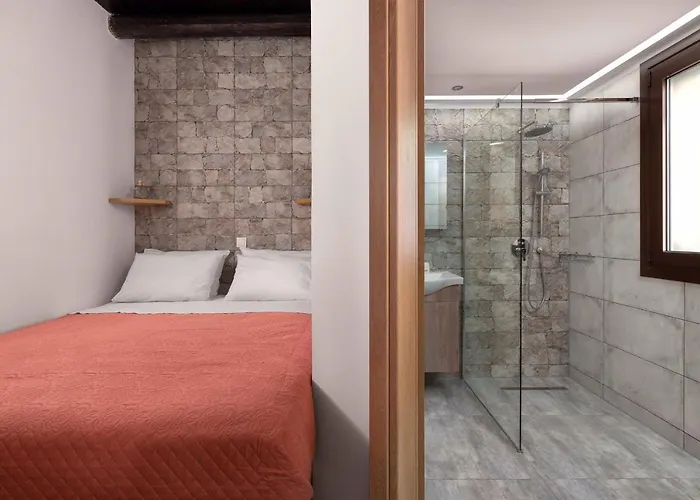 In The Center Marasia * Rhodes City