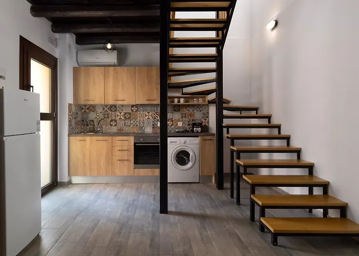 Apartment In The Center Marasia